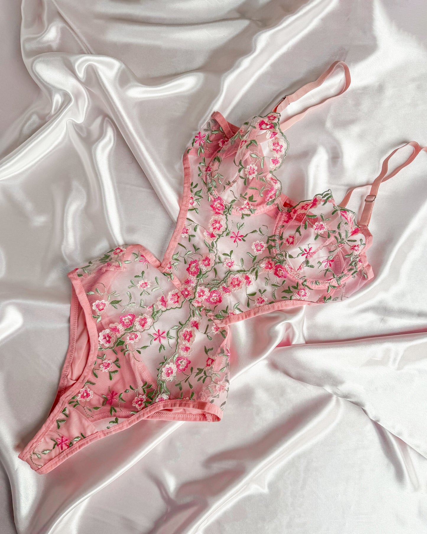 بدلة باربي زهرية