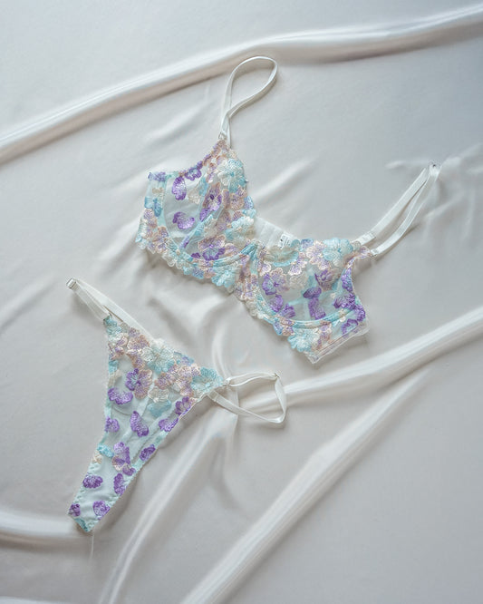 طقم زهرة الباستيل