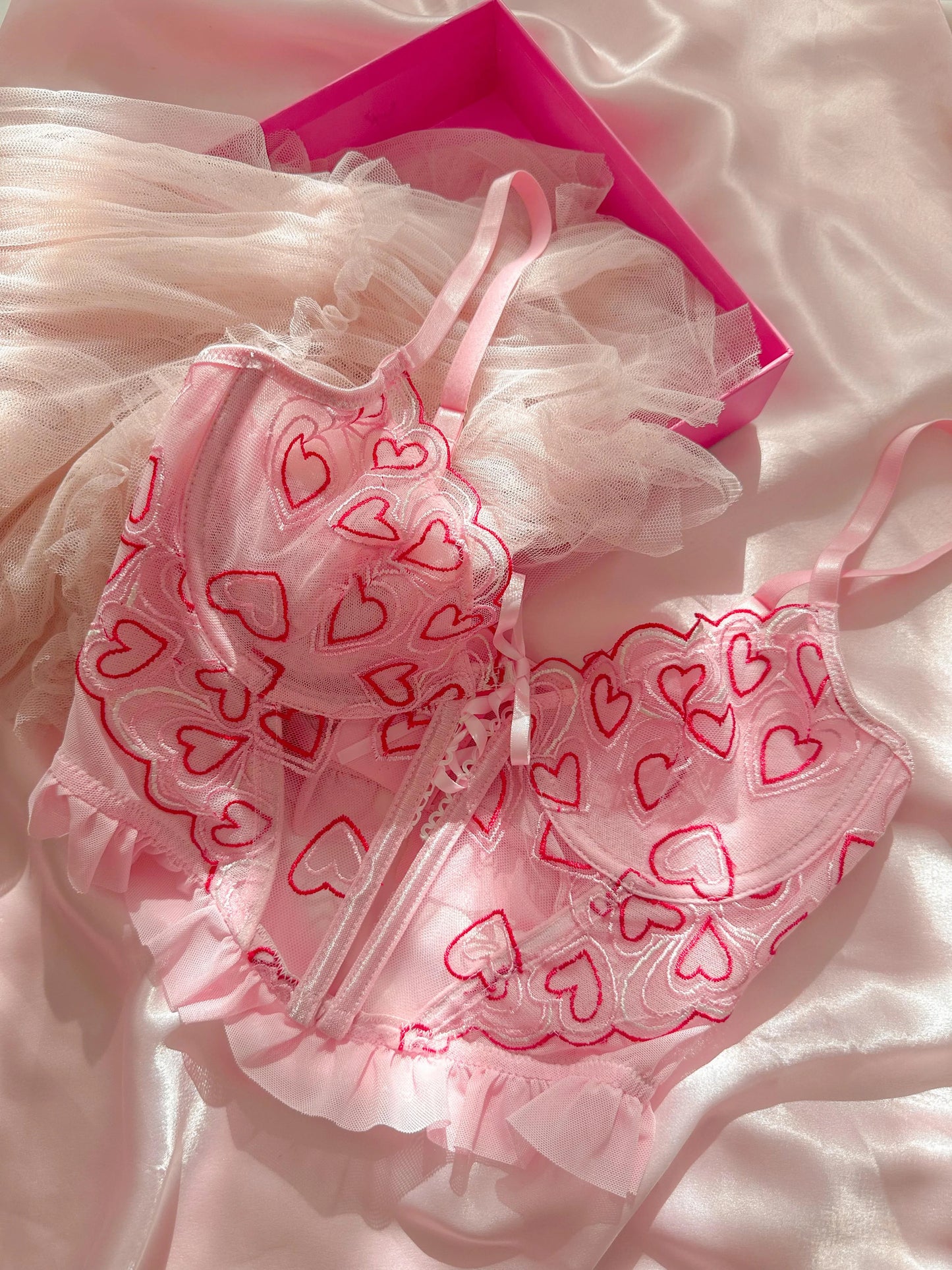 صدرية باربي هارت فلاونس